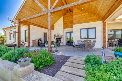 18652 Kenley Ln, Christoval, TX, 76935-4403 | Card Image