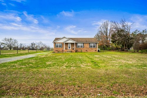 363 N Centerpoint Rd, Portland, TN, 37148 | Card Image