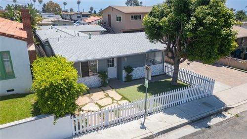 227 Avenida Victoria, San Clemente, CA, 92672-1916 | Card Image