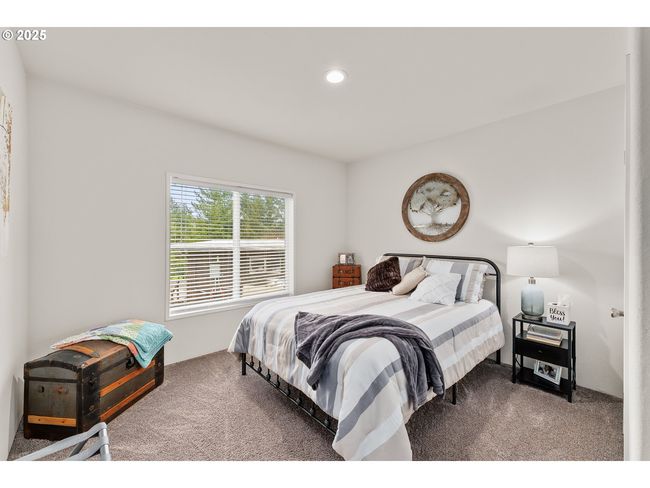 100 Crater Rd, House other with 3 bedrooms, 2 bathrooms and null parking in Camas Valley OR | Image 19