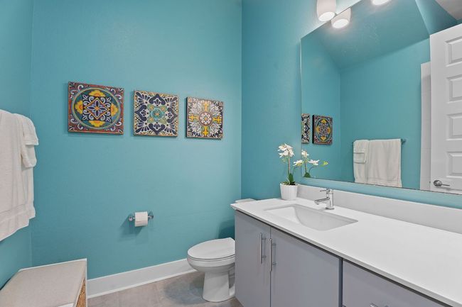 Guest Full Bath | Image 23