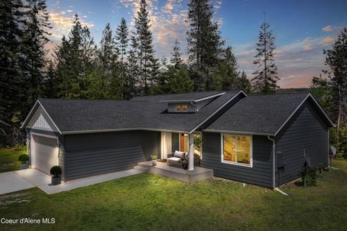 1279 Gypsy Bay Rd, Sagle, ID, 83860-1129 | Card Image