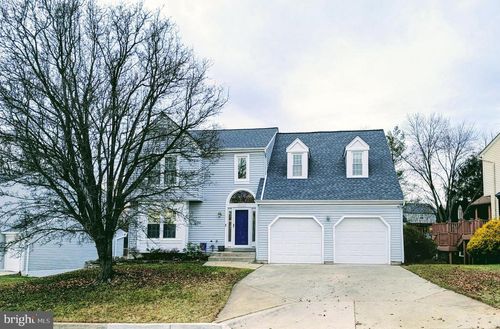 19320 Mossbrook Ct, GERMANTOWN, MD, 20874-1569 | Card Image