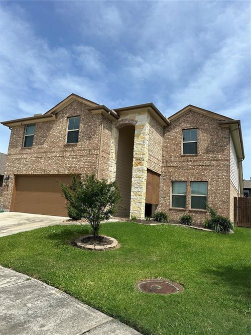 4002 Spurwing Ln, Baytown, TX, 77521-3174 | Card Image