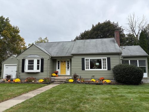 46 Cherry Hl, Holyoke, MA, 01040-1704 | Card Image