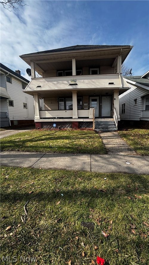 3234 W 110th St, Cleveland, OH, 44111-2706 | Card Image