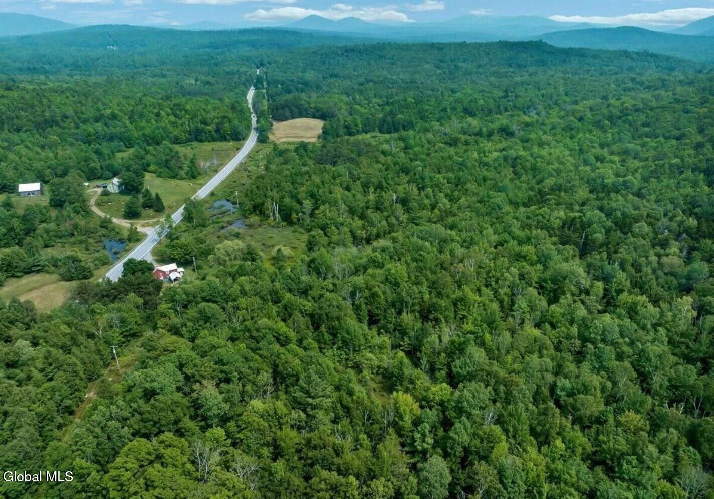 Land in Johnsburg