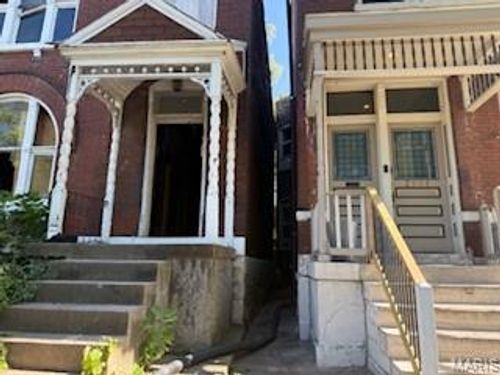 2906 Park Ave, Saint Louis, MO, 63104-1432 | Card Image