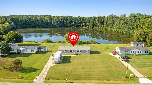 1204 Lakeside Dr, Elizabeth City, NC, 27909-9500 | Card Image