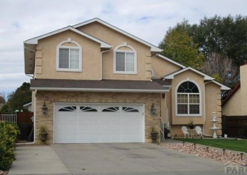 17 Trent Ct, Pueblo, CO, 81005-3514 | Card Image