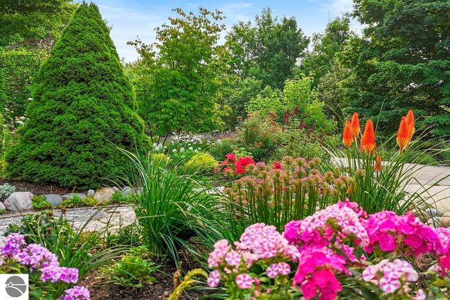2455 E Meander Ln, House other with 3 bedrooms, 2 bathrooms and null parking in Cedar MI | Image 6