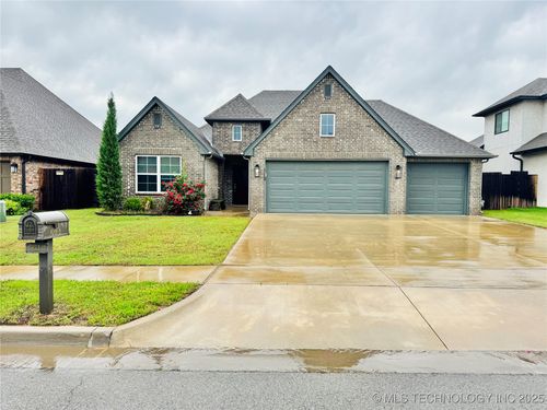 6612 S Indianwood Ave, Broken Arrow, OK, 74011-1974 | Card Image