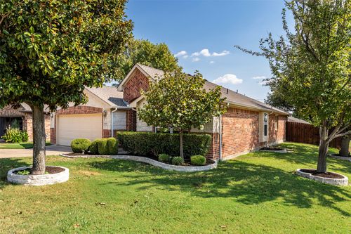 6633 Chalk River Drive, Fort Worth, TX, 76179 | Card Image