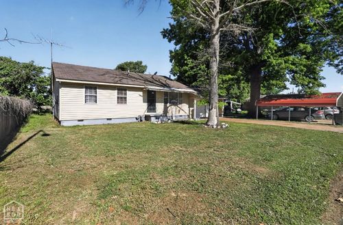 116 Thompson St, Luxora, AR, 72358-2444 | Card Image