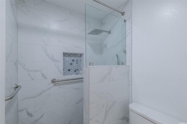 5026 Algernon Dr, House other with 4 bedrooms, 2 bathrooms and 2 parking in Spring TX | Image 10