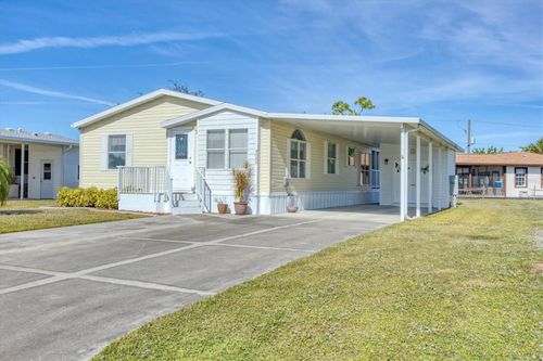 9086 Pinehaven Way, ENGLEWOOD, FL, 34224-1500 | Card Image