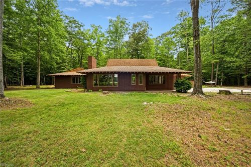 14151 Foursquare Rd, Smithfield, VA, 23430-8635 | Card Image