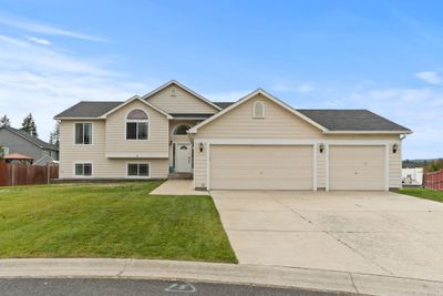 15113 N Wilson Ct, Home with 5 bedrooms, 3 bathrooms and null parking in Mead WA | Image 2