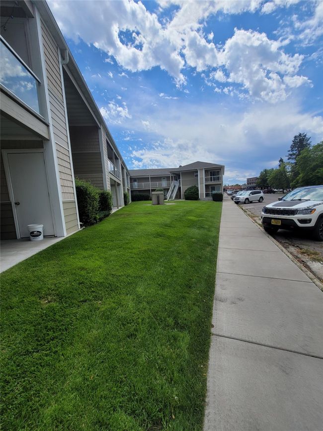 View of yard | Image 19