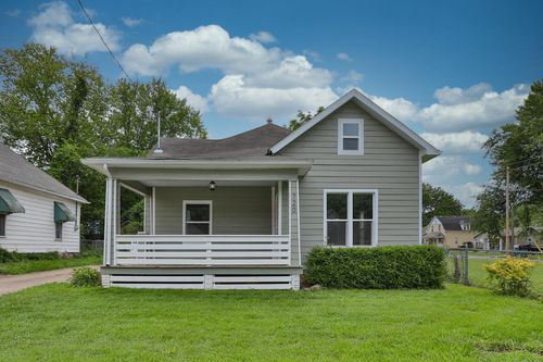 720 W Mount Vernon St, Springfield, MO, 65806-1920 | Card Image