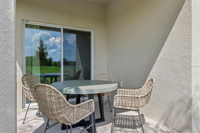 917 Pearlwood Loop, House other with 4 bedrooms, 2 bathrooms and null parking in EAGLE LAKE FL | Image 36