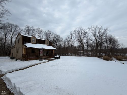 29 Buck Ln, Spencer, IN, 47460-5667 | Card Image