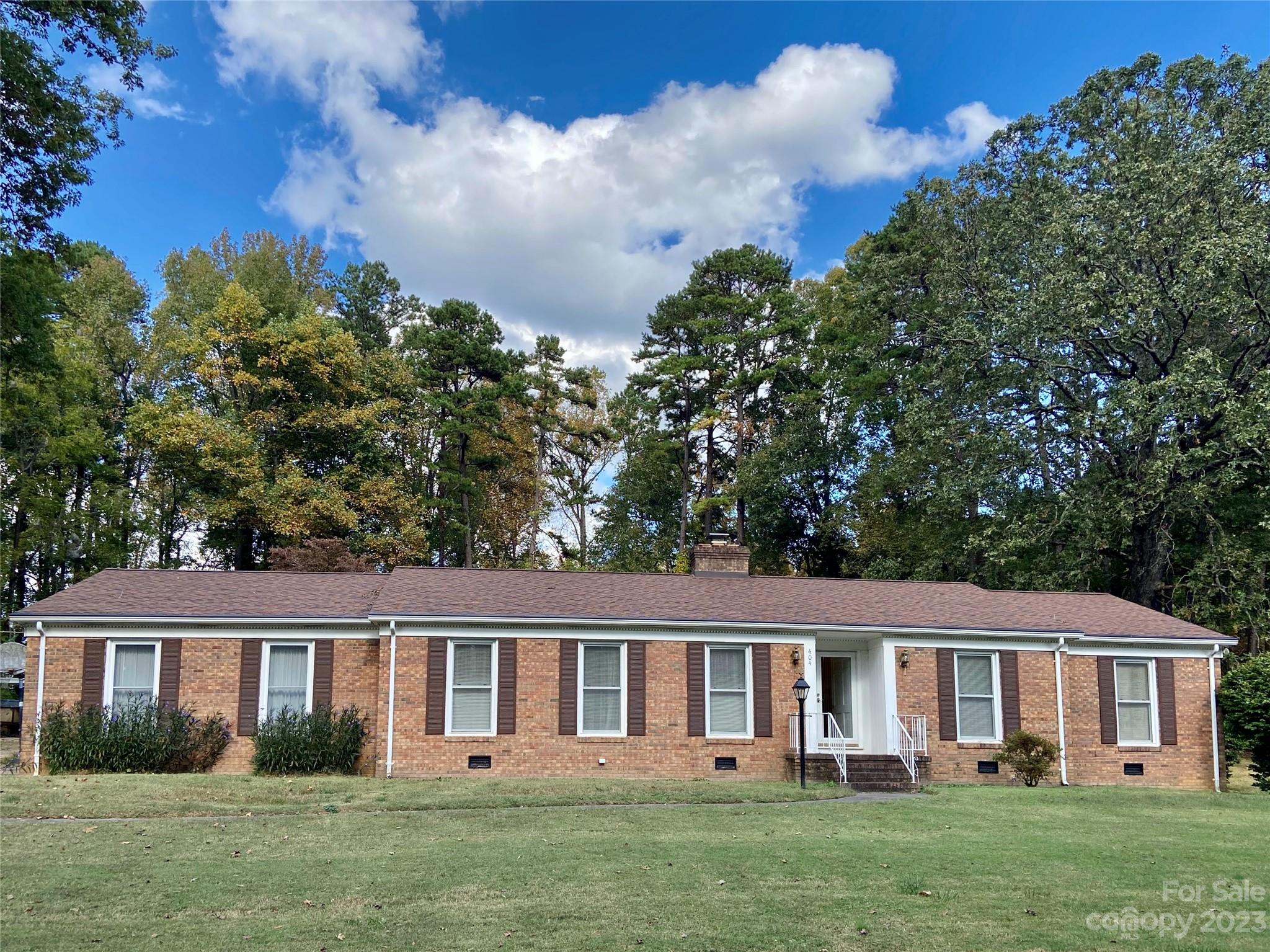 Charles St, Spencer, NC 28159