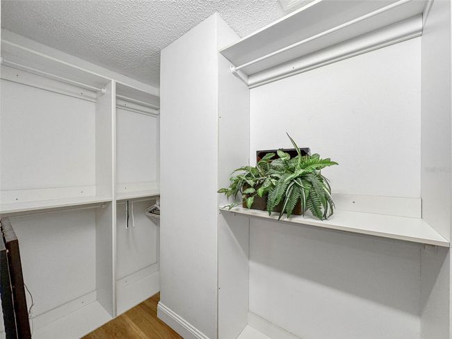 2383 Hanover Dr, Townhouse with 2 bedrooms, 3 bathrooms and null parking in DUNEDIN FL | Image 40