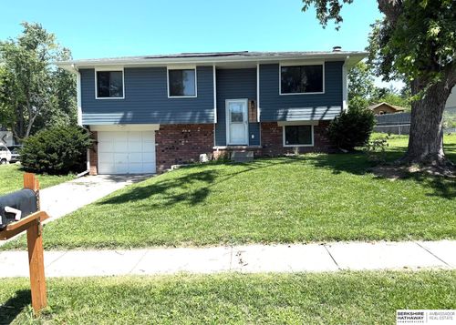8401 S 139th Cir, Omaha, NE, 68138-3416 | Card Image