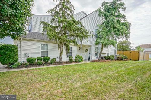 28 Annes Ct, Sewell, NJ, 08080-2226 | Card Image