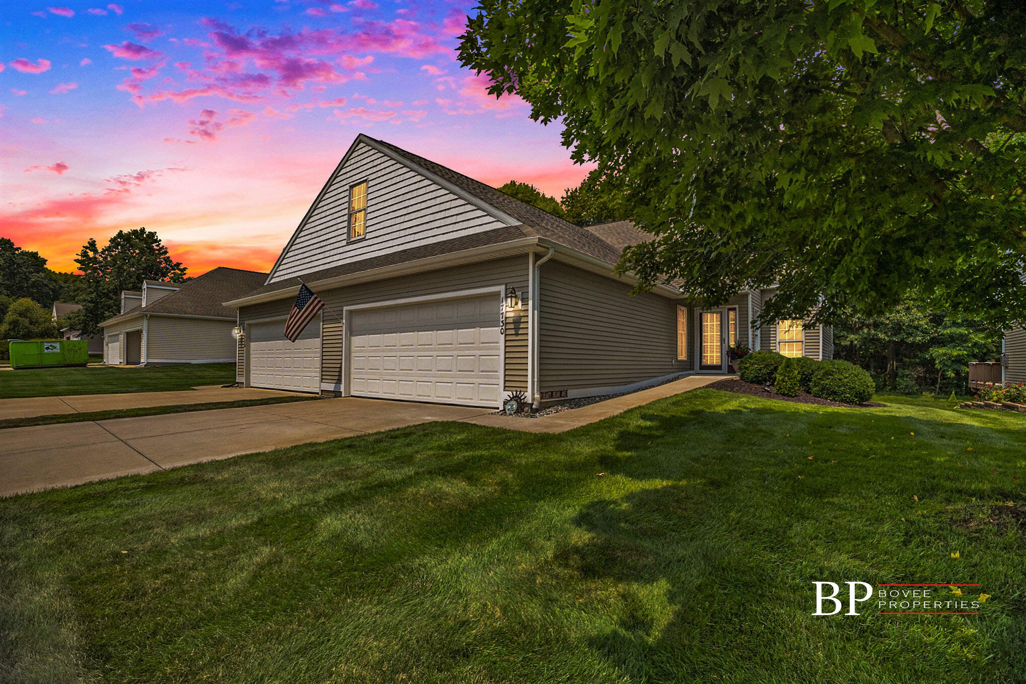 Connie Dr, Spring Lake, MI 49456