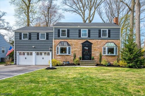 739 Willow St, Cranford, NJ, 07016-1858 | Card Image