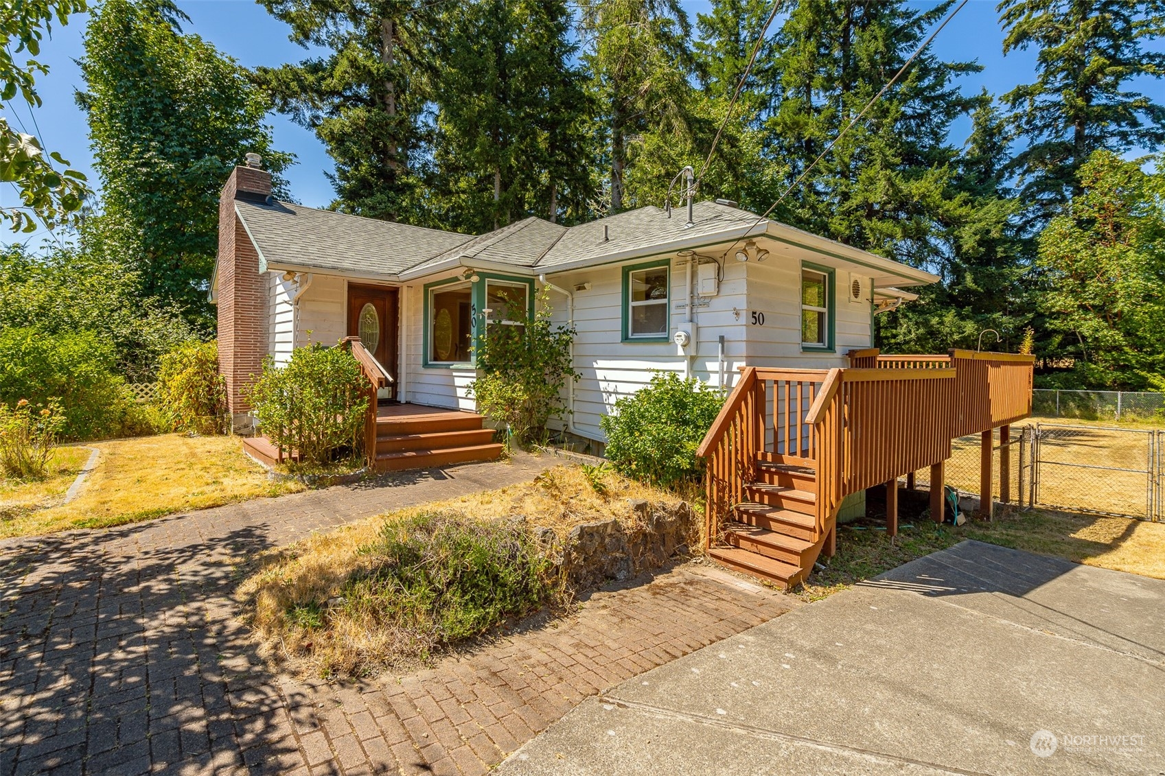 Riddell Rd, Bremerton, WA 98310