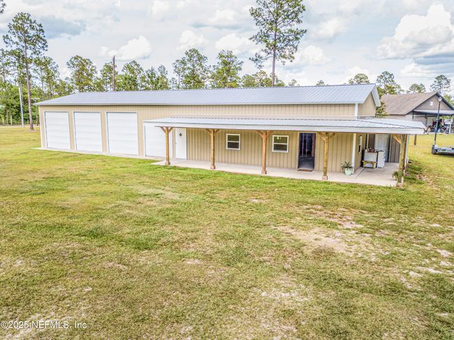 14157 Glen Farms Dr, House other with 4 bedrooms, 3 bathrooms and null parking in Glen St. Mary FL | Image 24