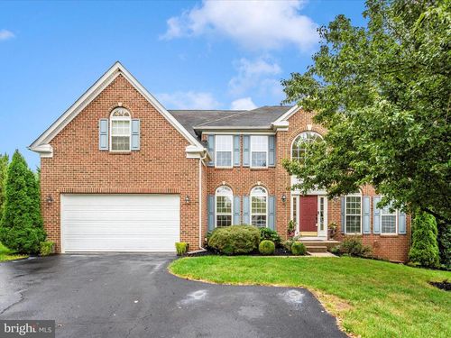 670 Spring Meadow Dr, WESTMINSTER, MD, 21158-4431 | Card Image