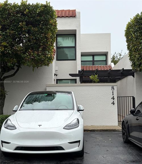 8144 Sw 86th Ter, Miami, FL, 33143-7029 | Card Image