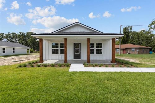 405 Nw 5th Pl, Chiefland, FL, 32626-1116 | Card Image