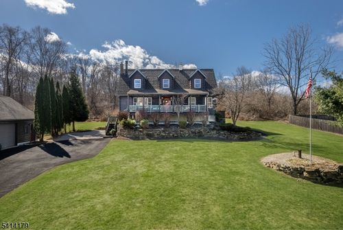 8 Huntsville Rd, Newton, NJ, 07860-6057 | Card Image