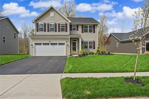 38 Sierra Dr, Amherst, NY, 14228-1999 | Card Image