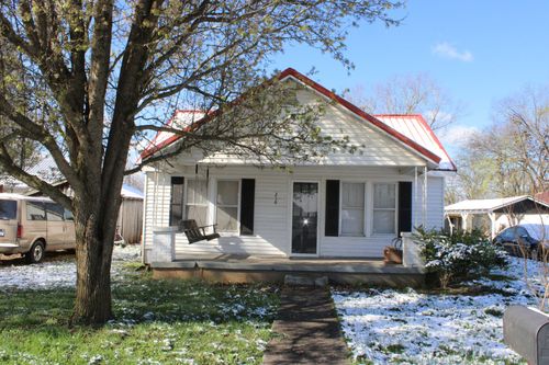 216 Edison St, Mc Minnville, TN, 37110-2218 | Card Image