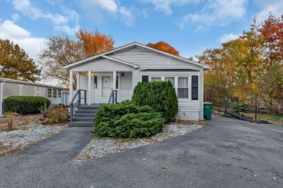 8 Forest Ln, House other with 2 bedrooms, 2 bathrooms and 6 parking in Attleboro MA | Image 1