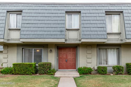 2051 W Elm St, Phoenix, AZ, 85015-3733 | Card Image