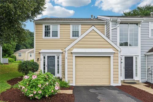 10 Greenwich Ct, Oakmont, PA, 15139-1169 | Card Image