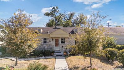 2260 W Mistletoe Ave, House other with 3 bedrooms, 2 bathrooms and null parking in San Antonio TX | Image 1