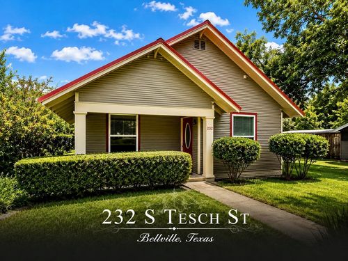 232 S Tesch St, Bellville, TX, 77418-2332 | Card Image