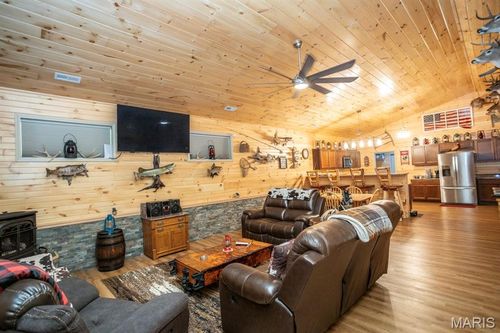 21805 Revere Ln, Waynesville, MO, 65583-2792 | Card Image