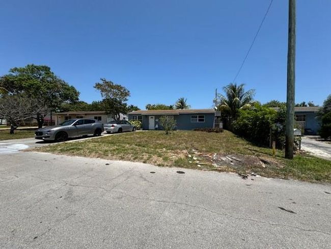 1211 N 71st Ave, House other with 3 bedrooms, 1 bathrooms and null parking in Hollywood FL | Image 10