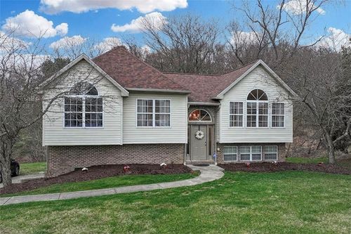319 Banbury Xing, Gibsonia, PA, 15044-9582 | Card Image