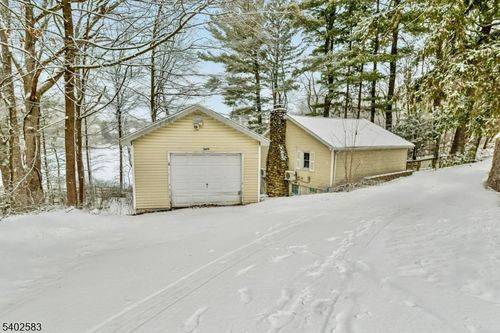 5419 Berkshire Valley Rd, Oak Ridge, NJ, 07438-9810 | Card Image