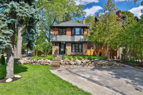 1 Wanless Cres, Toronto, ON, M4N3B6 | Card Image